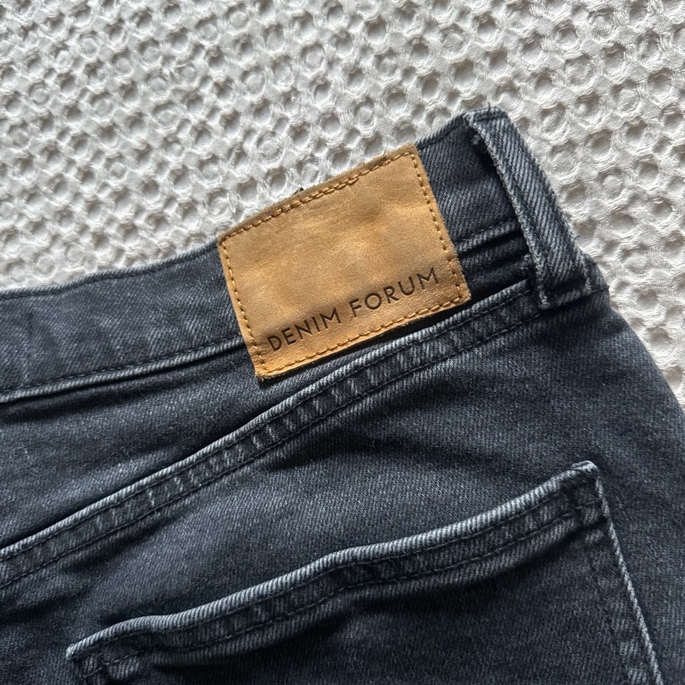 Aritzia - Denim Forum Woman Jean Shorts